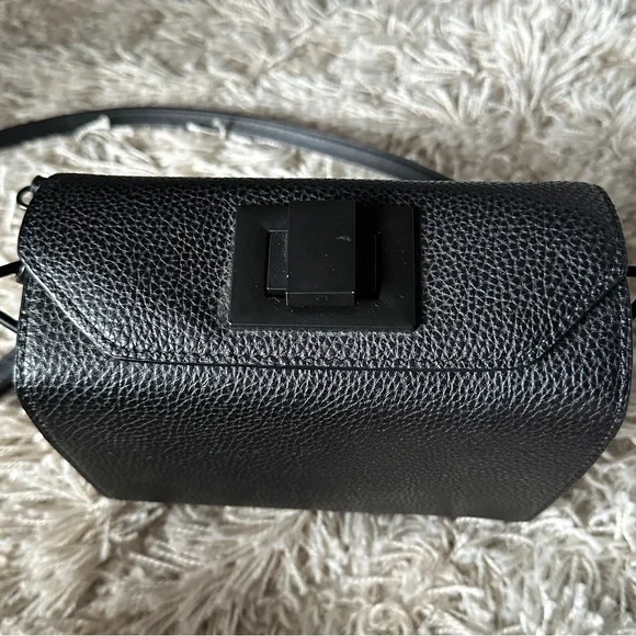 Steve Madden Black Pebble Leather Box Crossbody. NWOT - Picture 3 of 6